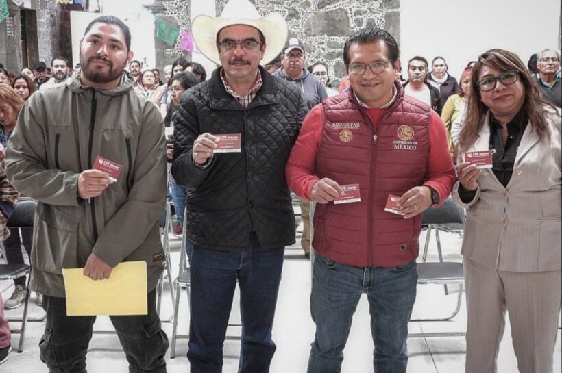 Entregan “SIM CFE” a familias de Yauhquemecan