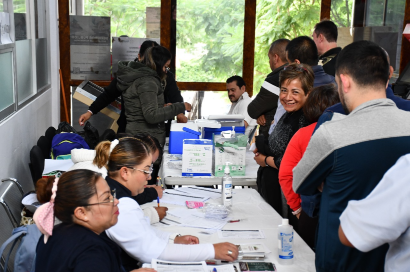 Inician vacunación contra influenza y Covid-19 al personal de SESA