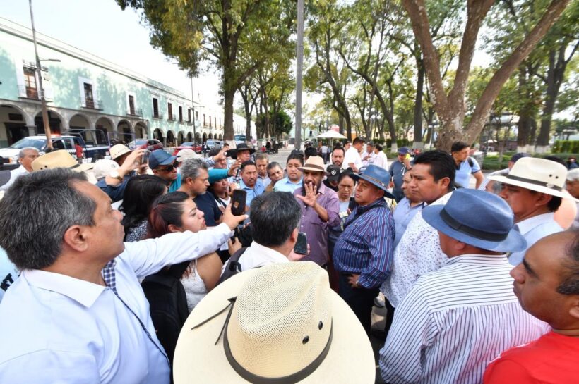 Transportistas y gobierno alcanzan acuerdos; rutas liberadas en Tlaxcala