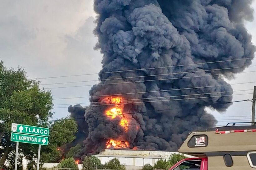 Sin lesionados tras incendio en CIX III; autoridades se mantienen en alerta en Ciudad Industrial Xicohténcatl