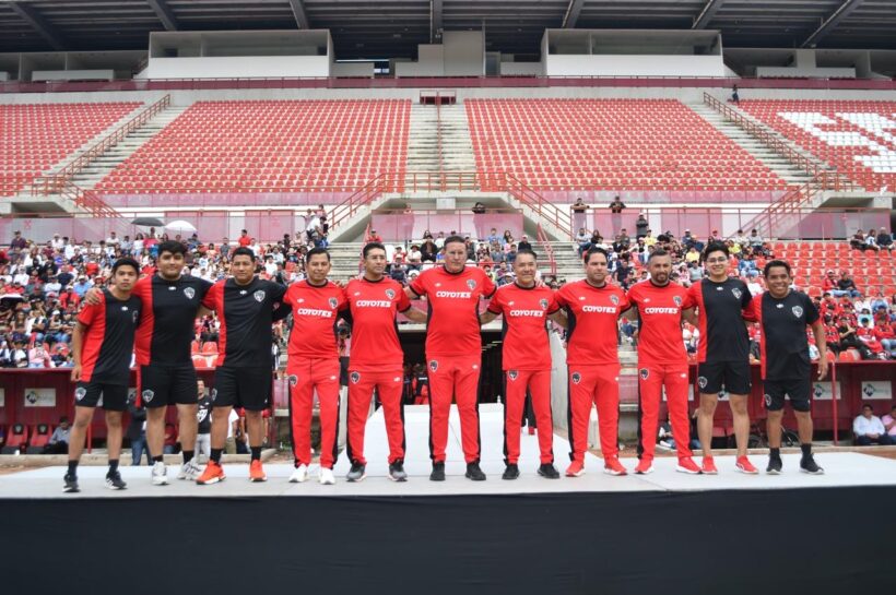 Lucen Coyotes de Tlaxcala nueva piel en estadio Tlahuicole